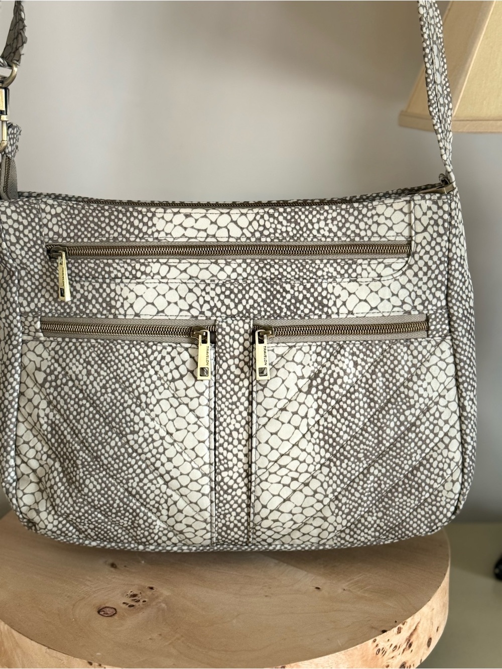 Travelon Anti-Theft Crossbody Bag - Picture 3 of 13
